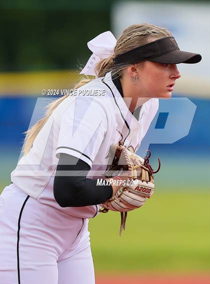 Thumbnail 3 in Auburn Riverside @ University (WIAA 3A State Championships Semi-Final) photogallery.