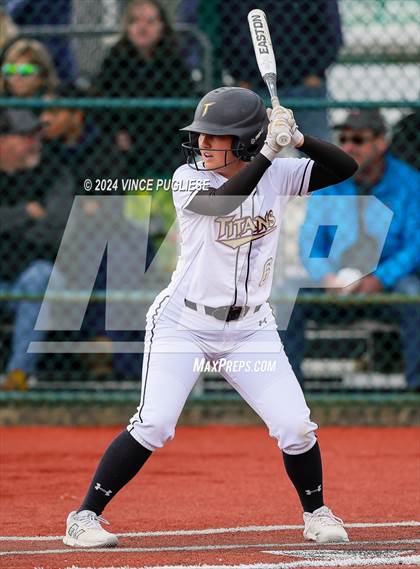 Thumbnail 1 in Auburn Riverside @ University (WIAA 3A State Championships Semi-Final) photogallery.