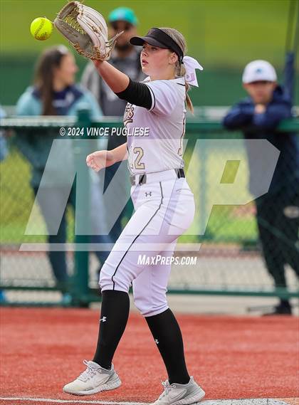 Thumbnail 2 in Auburn Riverside @ University (WIAA 3A State Championships Semi-Final) photogallery.