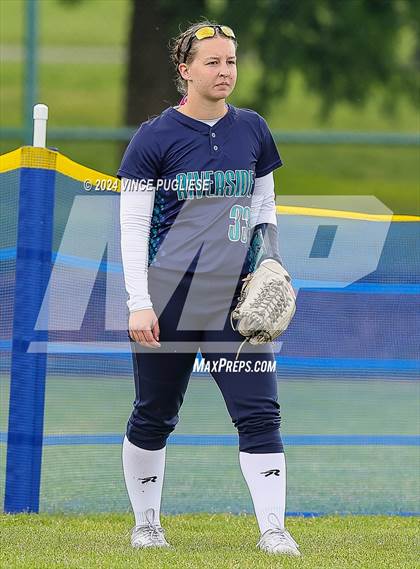 Thumbnail 1 in Auburn Riverside @ University (WIAA 3A State Championships Semi-Final) photogallery.