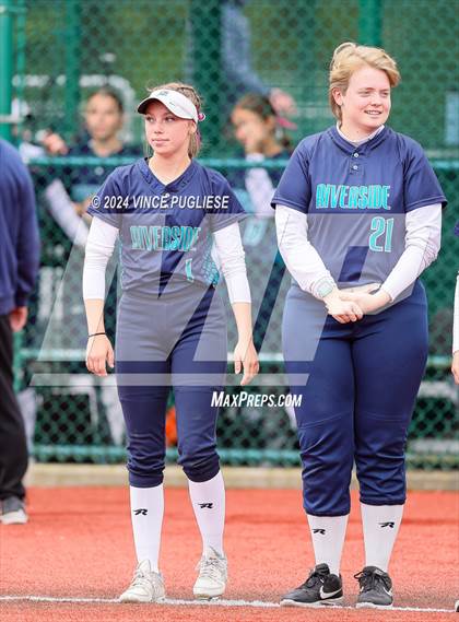 Thumbnail 2 in Auburn Riverside @ University (WIAA 3A State Championships Semi-Final) photogallery.
