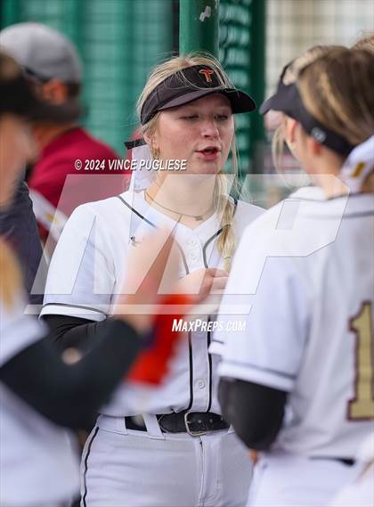 Thumbnail 1 in Auburn Riverside @ University (WIAA 3A State Championships Semi-Final) photogallery.