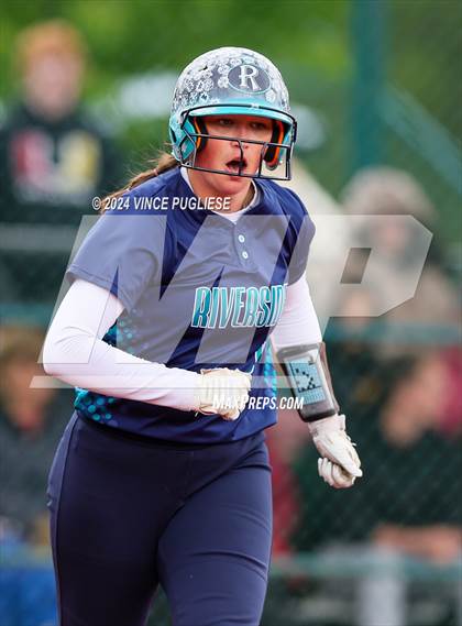Thumbnail 2 in Auburn Riverside @ University (WIAA 3A State Championships Semi-Final) photogallery.