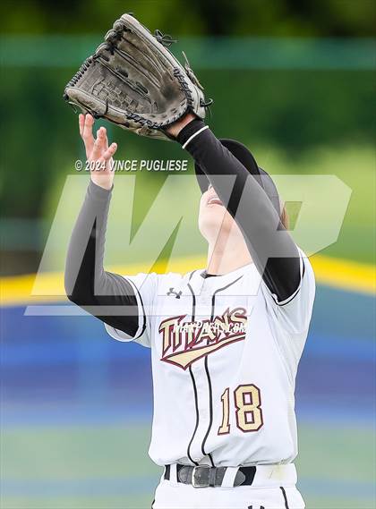 Thumbnail 1 in Auburn Riverside @ University (WIAA 3A State Championships Semi-Final) photogallery.