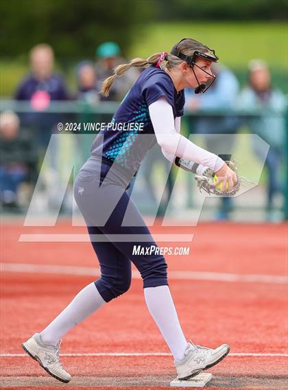 Thumbnail 2 in Auburn Riverside @ University (WIAA 3A State Championships Semi-Final) photogallery.