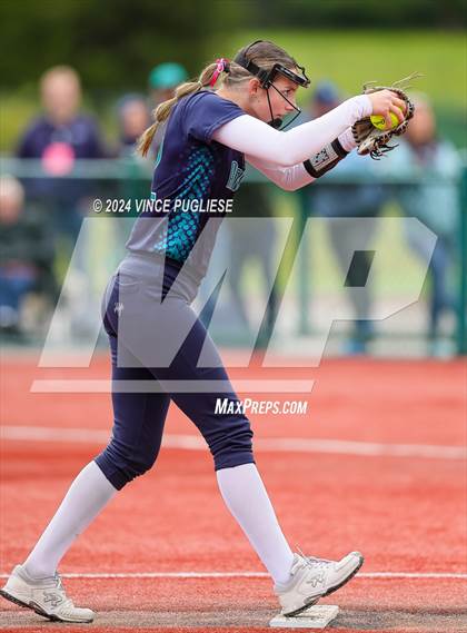 Thumbnail 1 in Auburn Riverside @ University (WIAA 3A State Championships Semi-Final) photogallery.