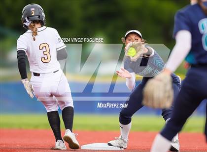 Thumbnail 2 in Auburn Riverside @ University (WIAA 3A State Championships Semi-Final) photogallery.