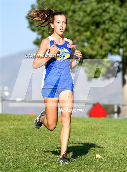 Thumbnail 2 in South Bay Invitational photogallery.
