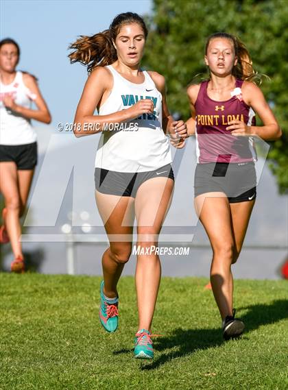 Thumbnail 2 in South Bay Invitational photogallery.
