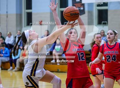 Thumbnail 1 in Central Catholic @ Notre Dame Academy photogallery.