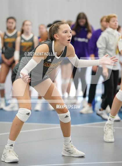 Thumbnail 1 in Grand Blanc vs. Mercy photogallery.