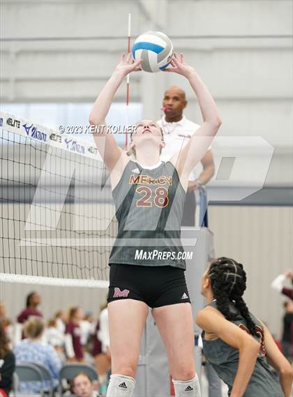 Thumbnail 1 in Grand Blanc vs. Mercy photogallery.
