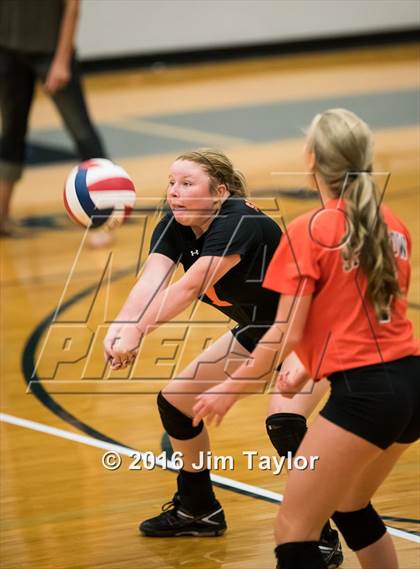 Thumbnail 3 in JV: Springtown @ Peaster photogallery.