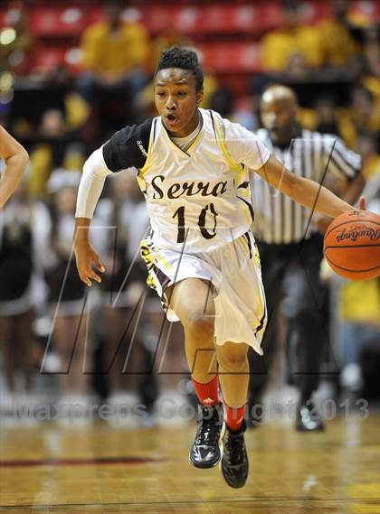 Thumbnail 2 in La Costa Canyon vs. Serra (CIF SDS D2 Final) photogallery.