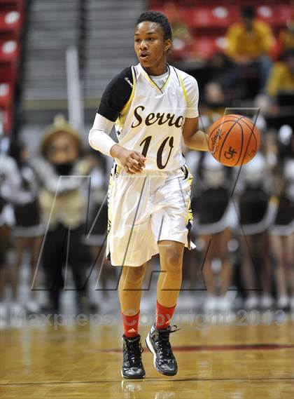 Thumbnail 2 in La Costa Canyon vs. Serra (CIF SDS D2 Final) photogallery.