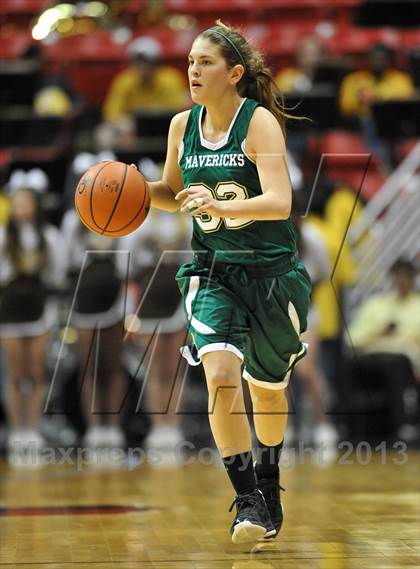 Thumbnail 1 in La Costa Canyon vs. Serra (CIF SDS D2 Final) photogallery.