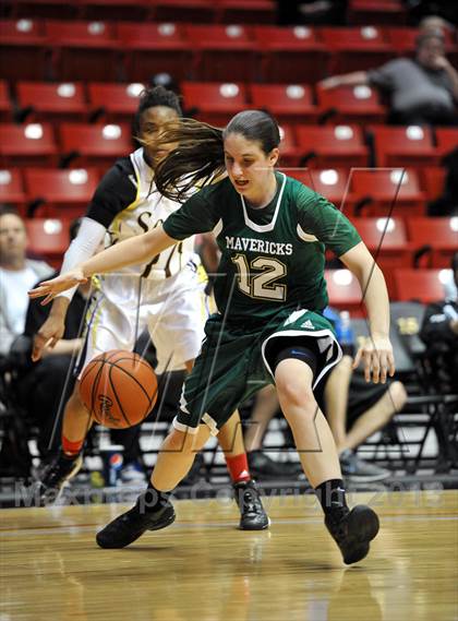Thumbnail 1 in La Costa Canyon vs. Serra (CIF SDS D2 Final) photogallery.