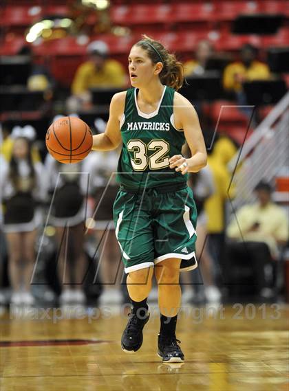 Thumbnail 3 in La Costa Canyon vs. Serra (CIF SDS D2 Final) photogallery.
