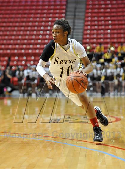 Thumbnail 1 in La Costa Canyon vs. Serra (CIF SDS D2 Final) photogallery.
