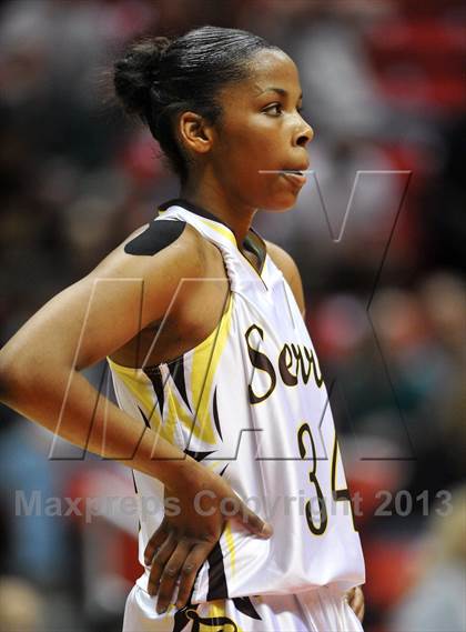 Thumbnail 3 in La Costa Canyon vs. Serra (CIF SDS D2 Final) photogallery.