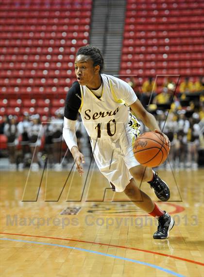 Thumbnail 3 in La Costa Canyon vs. Serra (CIF SDS D2 Final) photogallery.