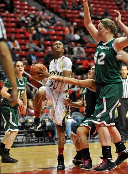 Thumbnail 1 in La Costa Canyon vs. Serra (CIF SDS D2 Final) photogallery.