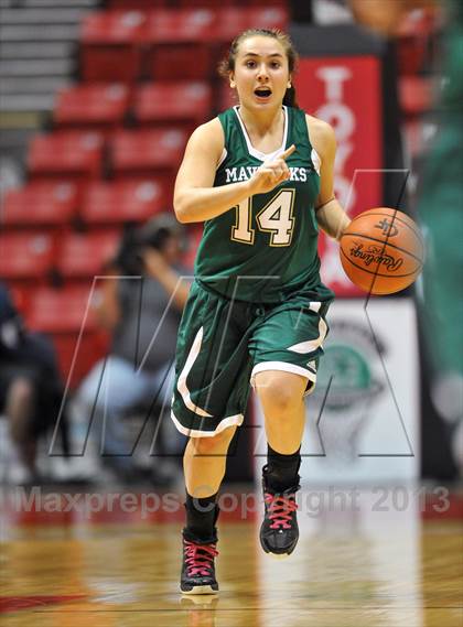 Thumbnail 3 in La Costa Canyon vs. Serra (CIF SDS D2 Final) photogallery.