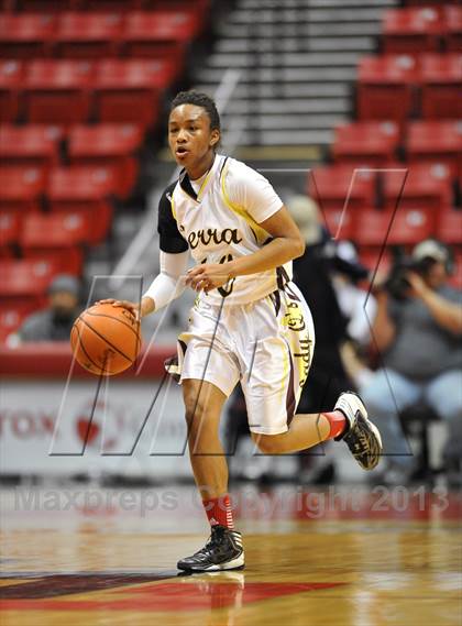 Thumbnail 3 in La Costa Canyon vs. Serra (CIF SDS D2 Final) photogallery.