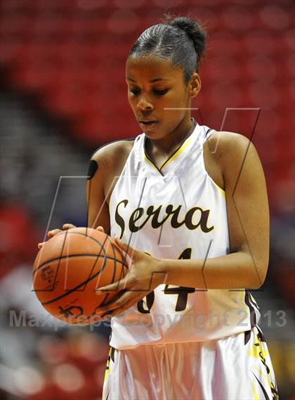 Thumbnail 3 in La Costa Canyon vs. Serra (CIF SDS D2 Final) photogallery.
