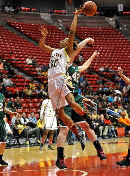 Thumbnail 3 in La Costa Canyon vs. Serra (CIF SDS D2 Final) photogallery.