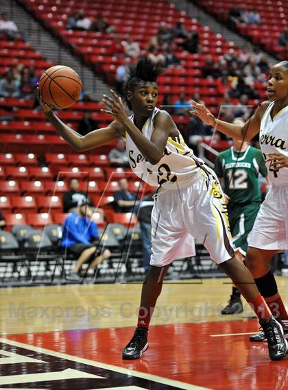 Thumbnail 2 in La Costa Canyon vs. Serra (CIF SDS D2 Final) photogallery.