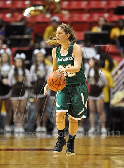 Thumbnail 1 in La Costa Canyon vs. Serra (CIF SDS D2 Final) photogallery.