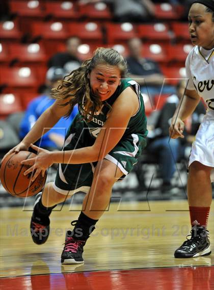 Thumbnail 1 in La Costa Canyon vs. Serra (CIF SDS D2 Final) photogallery.