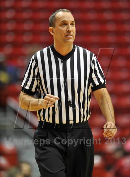 Thumbnail 1 in La Costa Canyon vs. Serra (CIF SDS D2 Final) photogallery.