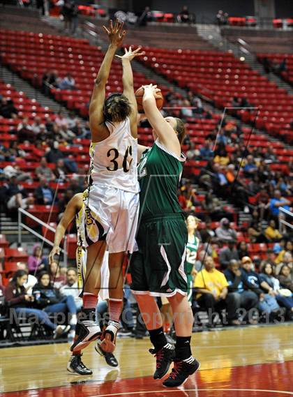 Thumbnail 2 in La Costa Canyon vs. Serra (CIF SDS D2 Final) photogallery.