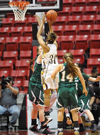 Thumbnail 1 in La Costa Canyon vs. Serra (CIF SDS D2 Final) photogallery.