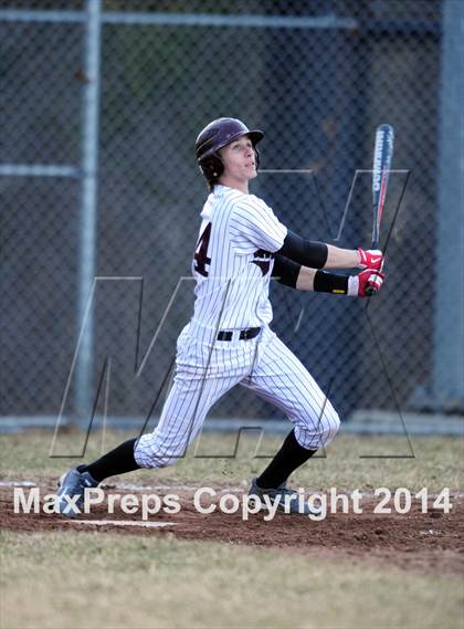 Thumbnail 3 in Guilford @ North Haven photogallery.
