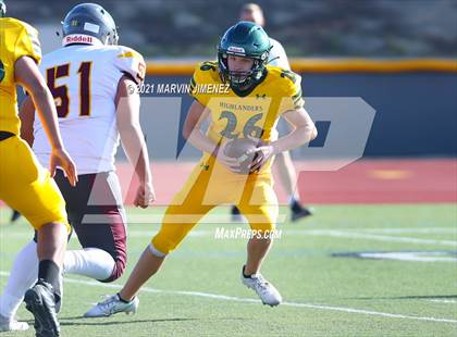 Thumbnail 3 in Royal vs Simi photogallery.