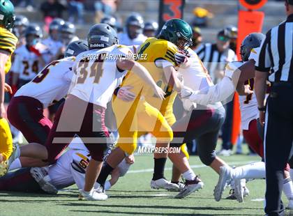 Thumbnail 2 in Royal vs Simi photogallery.