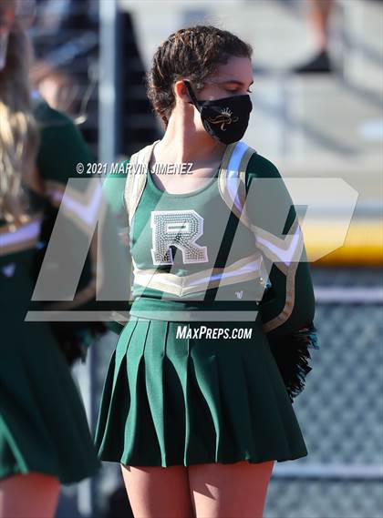 Thumbnail 1 in Royal vs Simi photogallery.