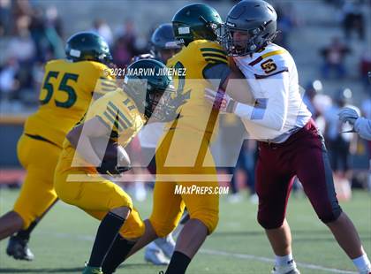 Thumbnail 3 in Royal vs Simi photogallery.