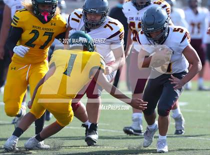 Thumbnail 3 in Royal vs Simi photogallery.