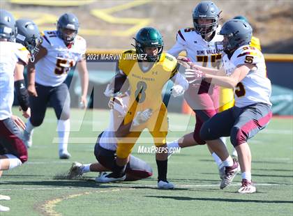Thumbnail 2 in Royal vs Simi photogallery.
