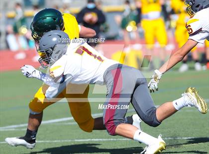 Thumbnail 2 in Royal vs Simi photogallery.