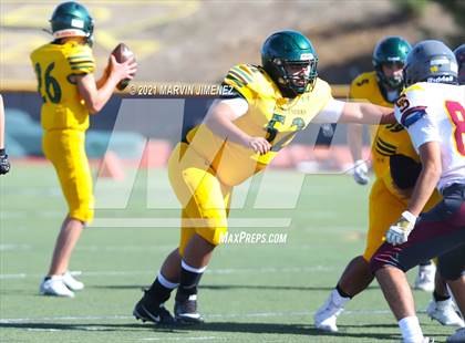 Thumbnail 3 in Royal vs Simi photogallery.