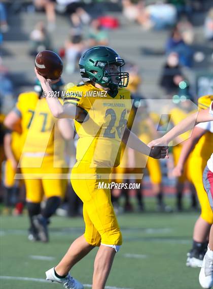 Thumbnail 3 in Royal vs Simi photogallery.