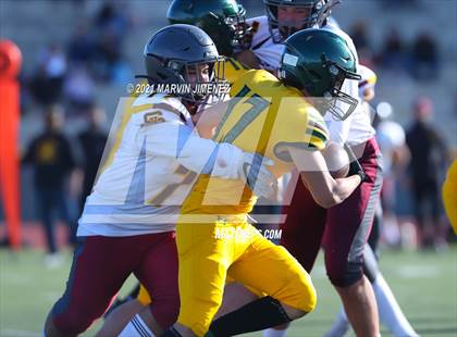 Thumbnail 1 in Royal vs Simi photogallery.