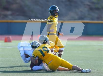 Thumbnail 3 in Royal vs Simi photogallery.
