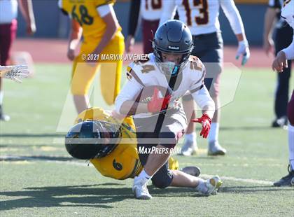 Thumbnail 1 in Royal vs Simi photogallery.