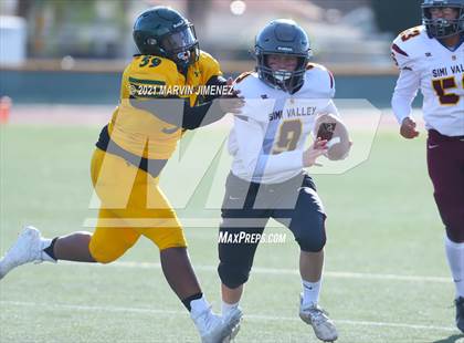 Thumbnail 2 in Royal vs Simi photogallery.